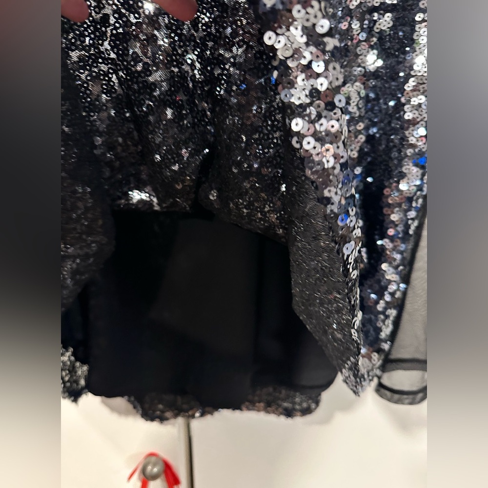 Torrid Black Sequin Mesh Top NWT Size 1 - Picture 9 of 13